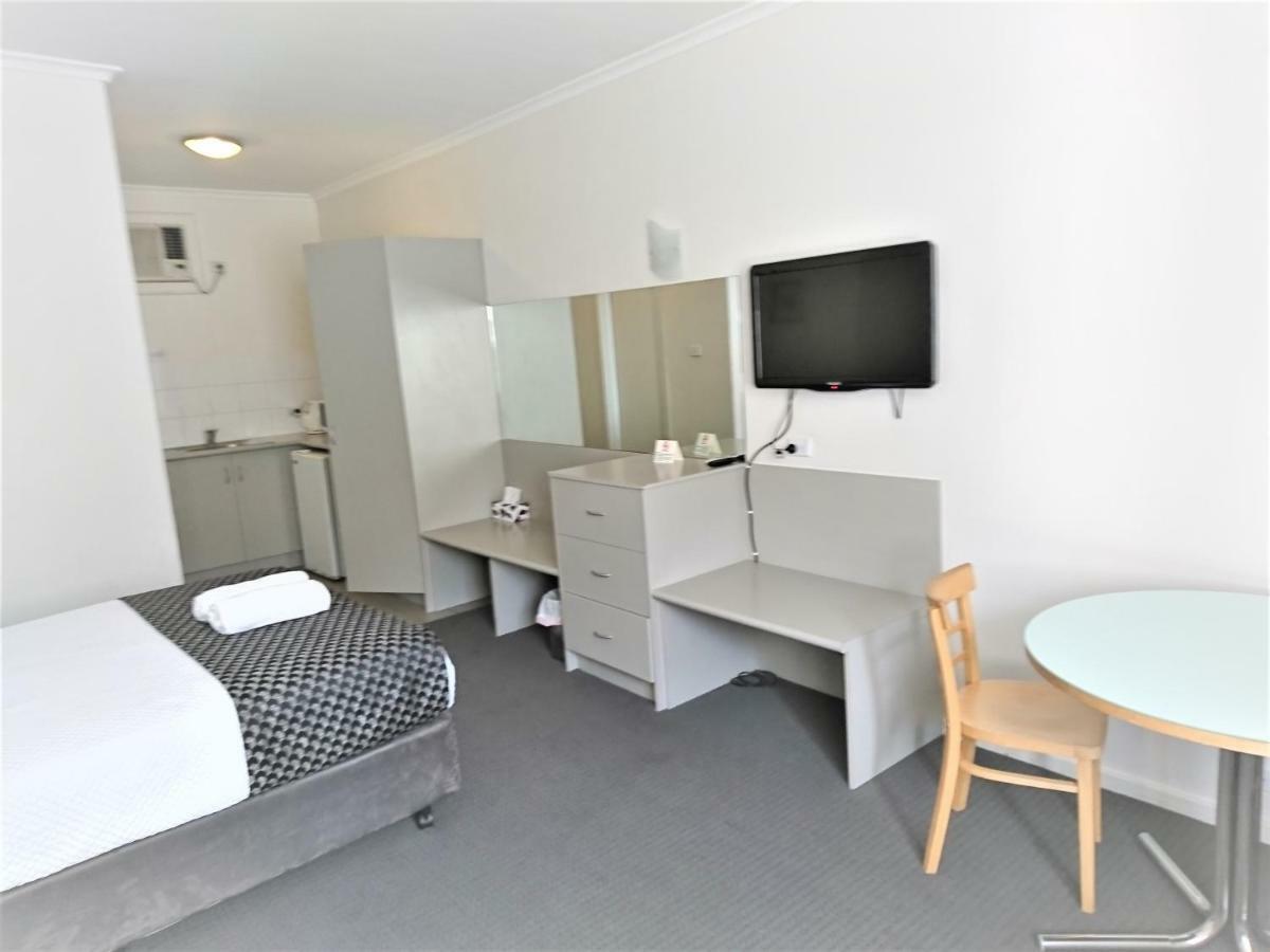 Glenelg Beach Gateway Studio Apartment Экстерьер фото