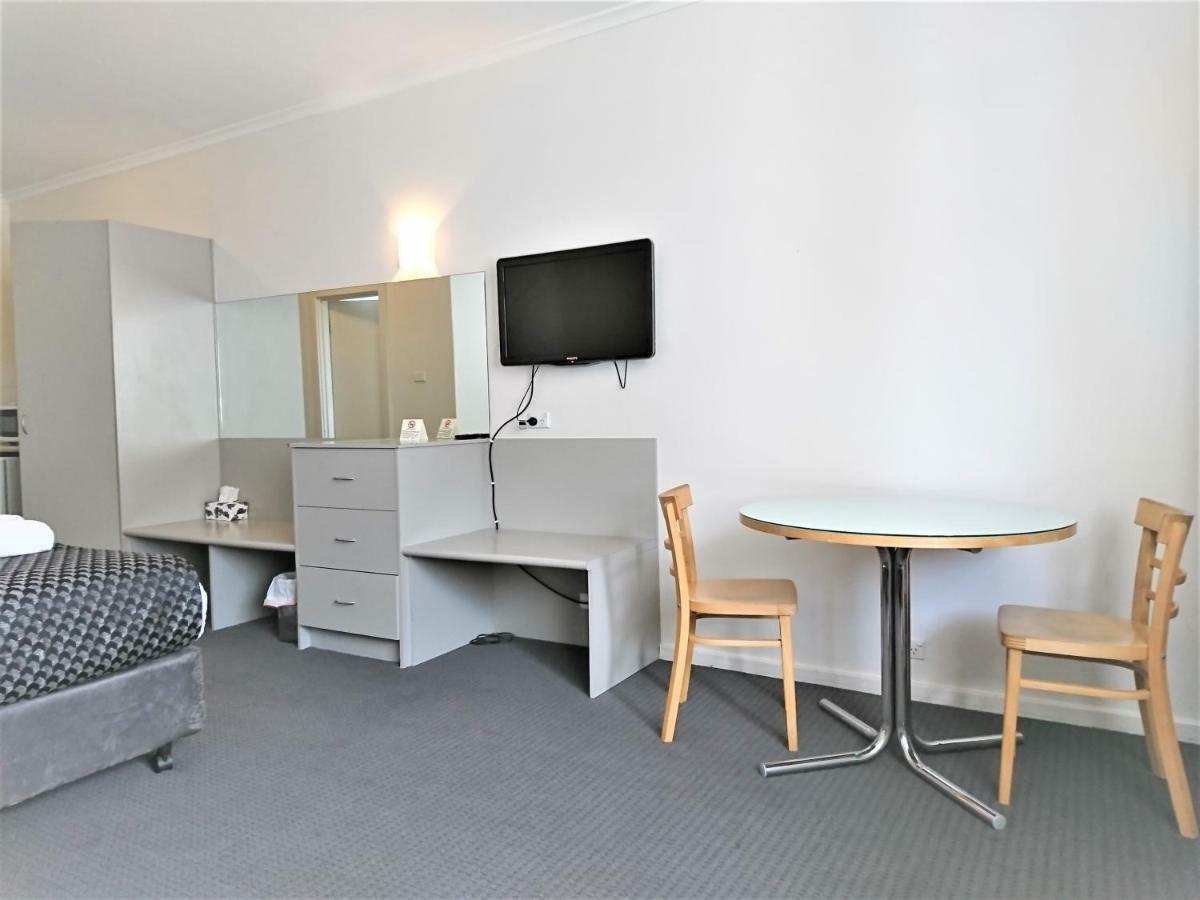 Glenelg Beach Gateway Studio Apartment Экстерьер фото
