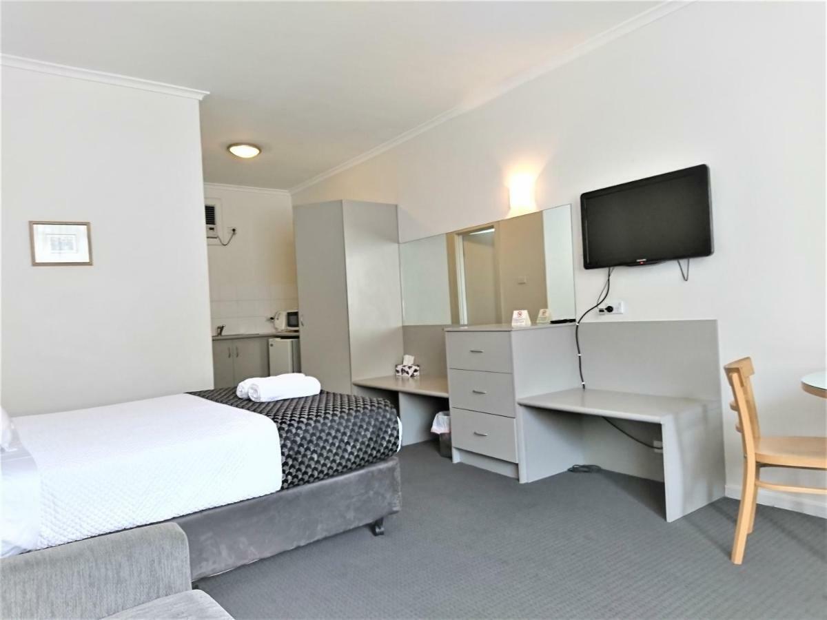 Glenelg Beach Gateway Studio Apartment Экстерьер фото