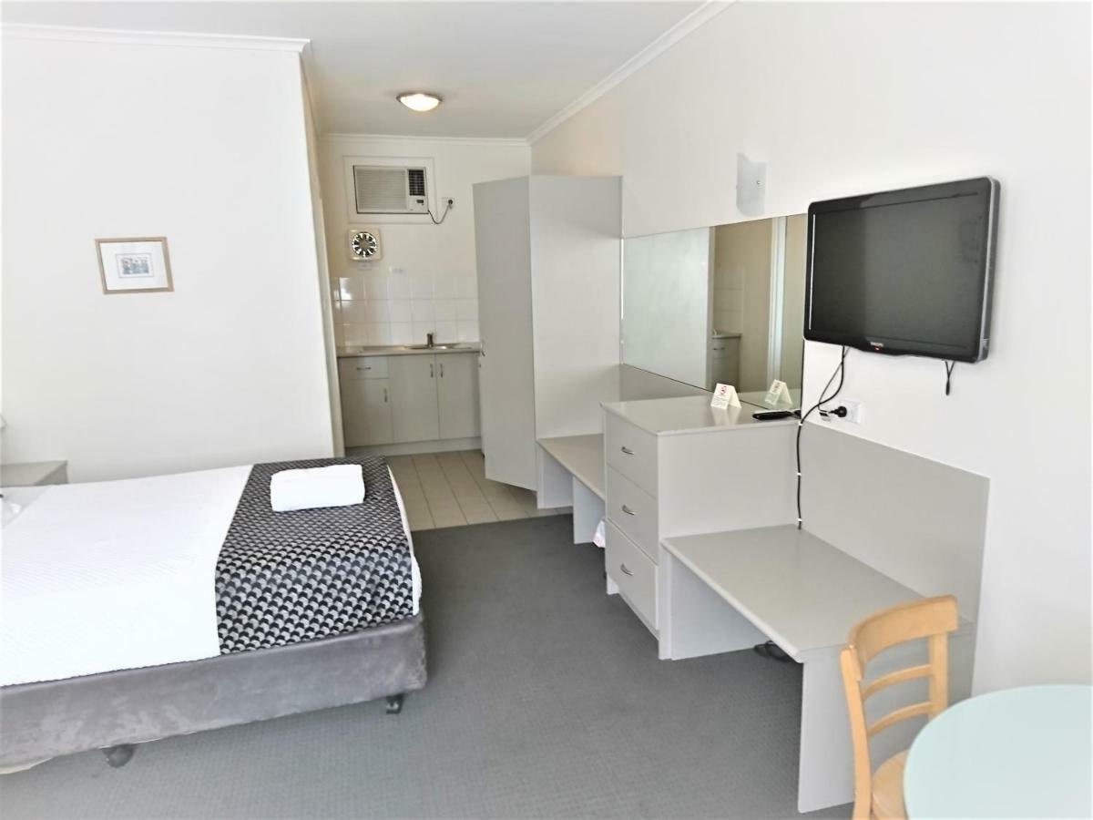 Glenelg Beach Gateway Studio Apartment Экстерьер фото